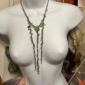 Elegant CLUSTER Green MEDUSA Beaded  LONG FRINGE Necklace NOSV 2003